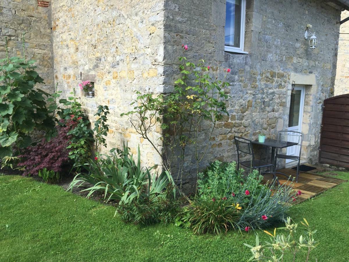 La Pomme De Nuit Bed and Breakfast Bayeux Exteriör bild