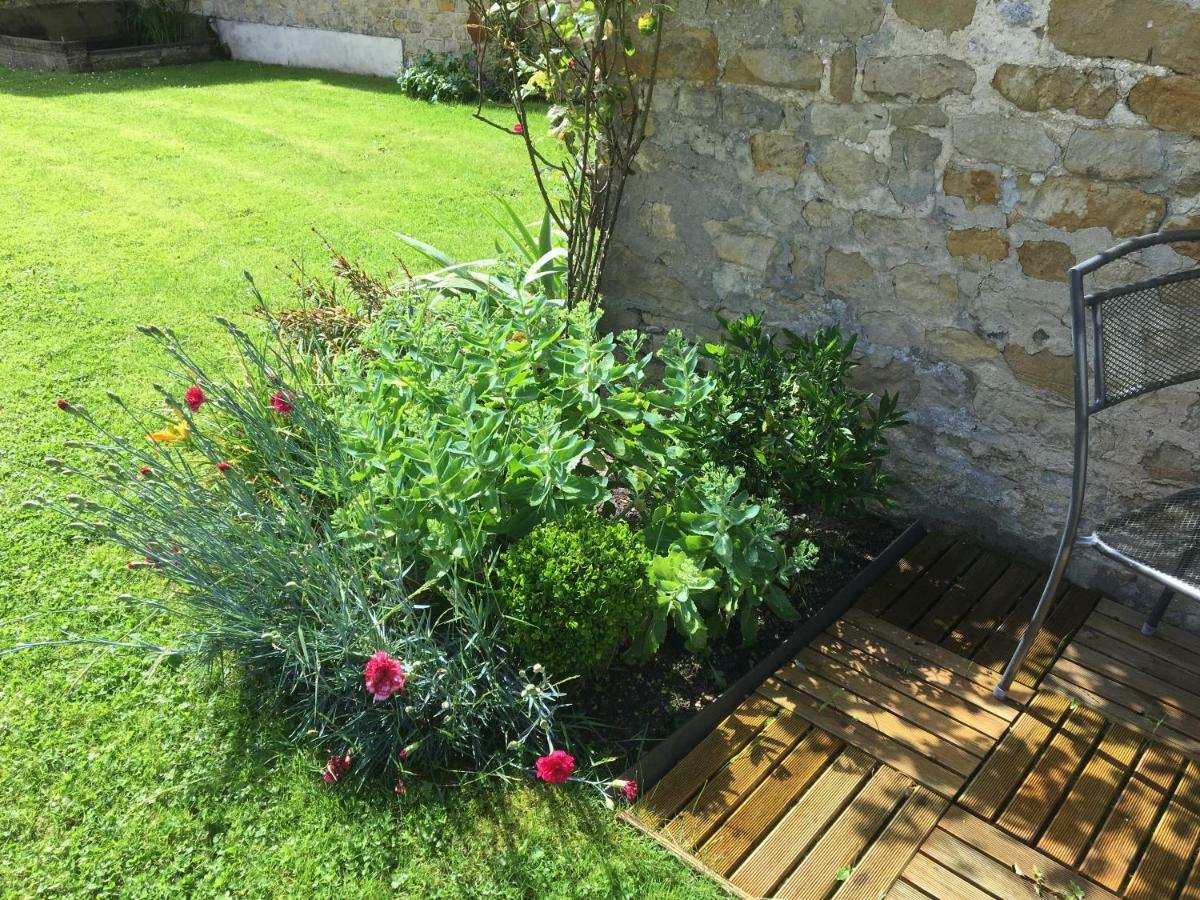 La Pomme De Nuit Bed and Breakfast Bayeux Exteriör bild